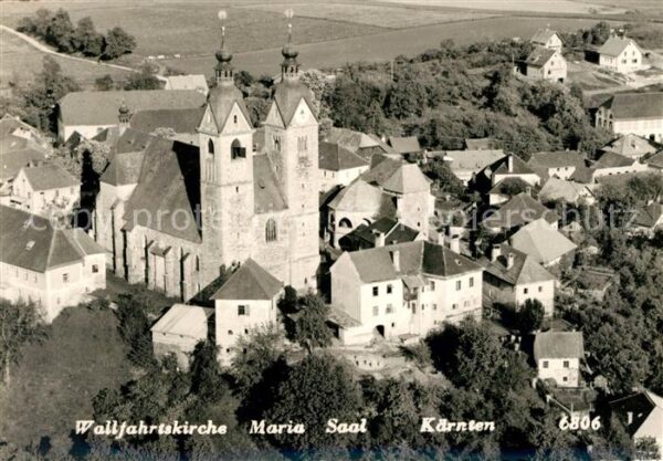 Maria Saal Kaernten Fliegeraufnahme mit Wallfahrtskirche
