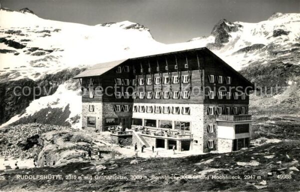 Rudolfshuette Weisssee mit Granatspitze Sonnblick und Hochfill