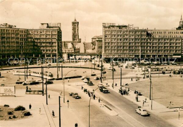 Berlin Alexanderplatz Hauptstadt der DDR