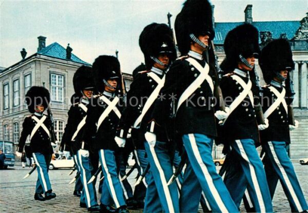 Leibgarde Wache Kobenhavn Garden pa Amalienborg