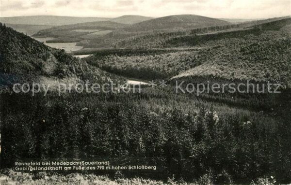 Medebach Rennefeld Gebirgslandschaft am Fusse de