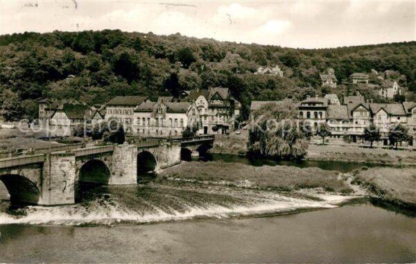 Hann. Muenden Alte Werrabrücke mit Stadtteil Blume
