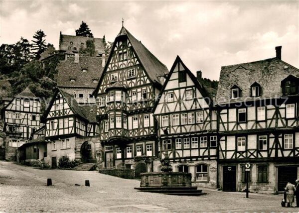 Miltenberg Main Marktplatz Schnatterloch Fachwerkhäuser