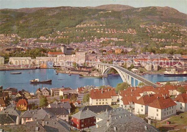 Bergen Norwegen Utsikt over byen Puddefjordsbroen