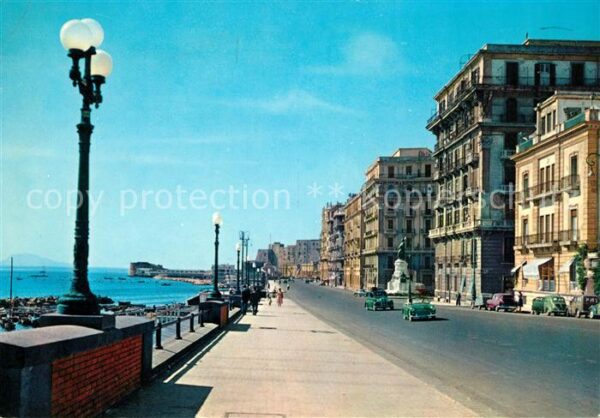 Napoli Neapel Via Nazario Sauro