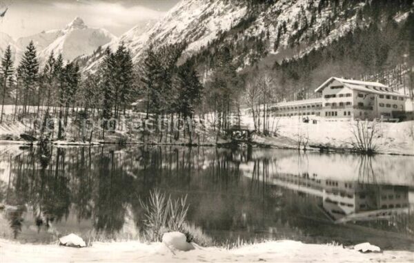 Christlessee Landschaftspanorama mit Trettachspitze