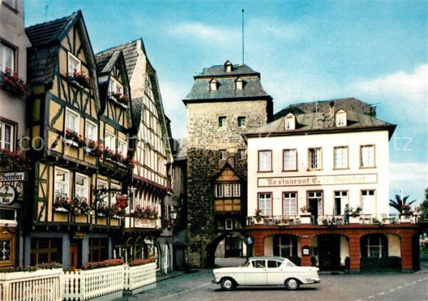 Linz Donau Burgplatz Fachwerkhäuser Restaurant Bun