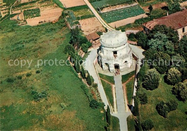 Ravenna Italia Mauseleo di Teodorico Mausoleum des The