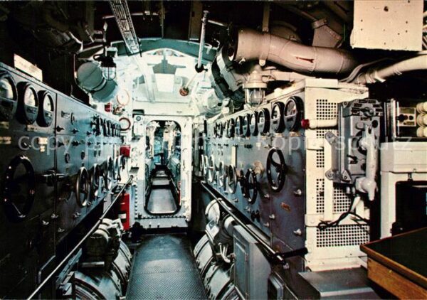 U-Boot Unterseeboot Submarine Sous-Marin U 995 Laboe Maschinenraum