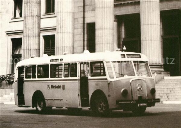 Autobus Omnibus Oldtimer 1940/41 Daimler-Benz op 3750 W