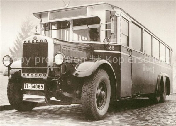 Autobus Omnibus Dreiachser Daimler-Benz