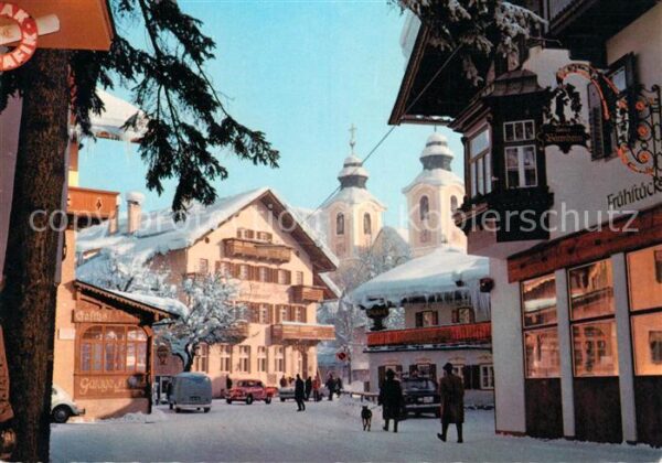 St Johann Tirol Ortspartie im Winter