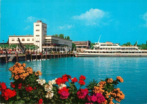 Friedrichshafen Bodensee Fähre im Hafen