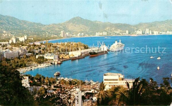 Acapulco Fliegeraufnahme Hafen