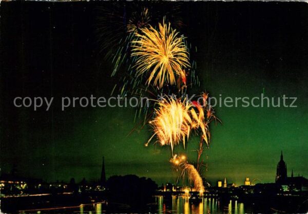 Frankfurt Main Feuerwerk über den Main