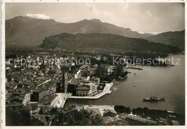 Riva del Garda Panorama dal Bastione Gardasee Alpen