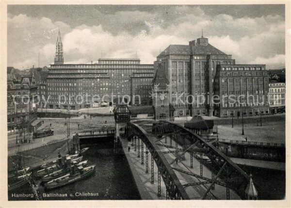 Hamburg Ballinhaus mit Chilehaus Brücke
