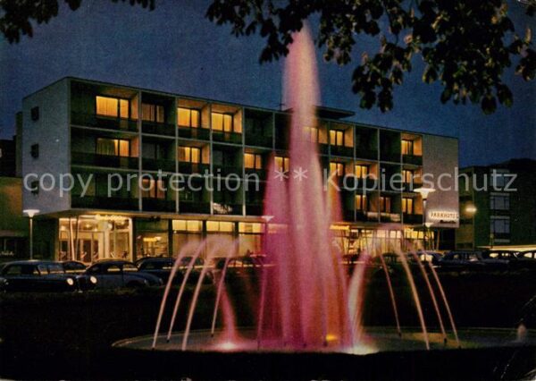 Reutlingen BW Am Listplatz mit Parkhotel und Fontäne
