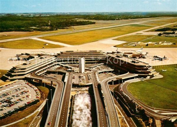 Flughafen Airport Aeroporto Köln Bonn Fluggast-Abfertigungsgebäude