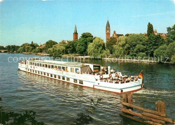 Motorschiffe Fahrgastschiff Bertolt Brecht Berlin Lö