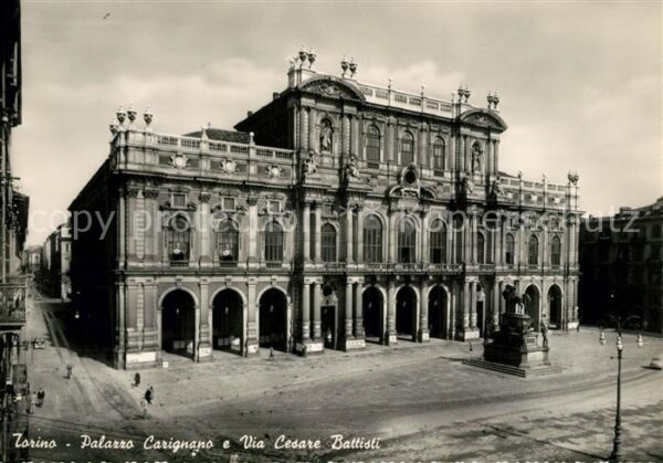 Torino Palazzo Carignano e Via Cesare Battisti