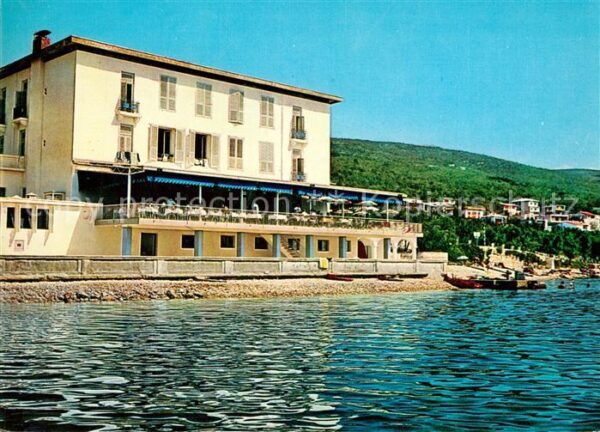 Selce Crikvenica Hotel am Wasser