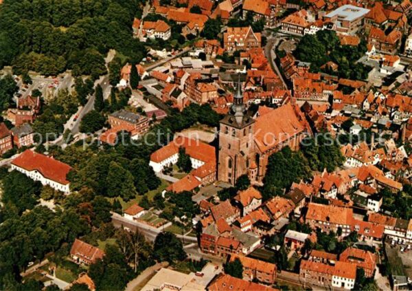 Lueneburg Fliegeraufnahme Kirchenpartie