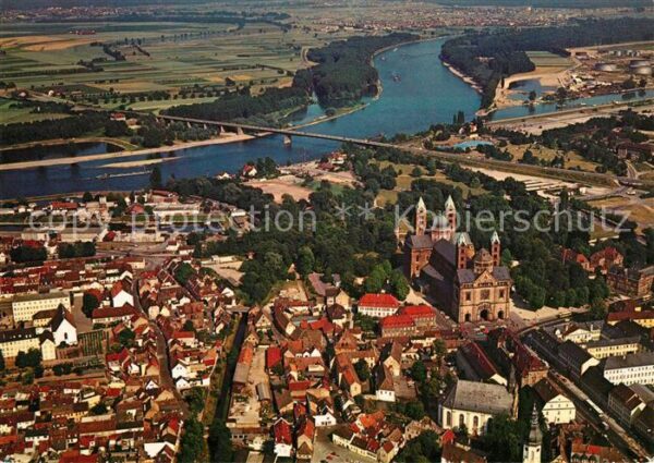 Speyer Rhein Fliegeraufnahme Dom mit Rhein
