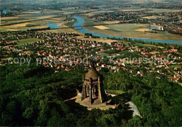 Porta Westfalica Fliegeraufnahme mit Kaiser Wilhelm Denk