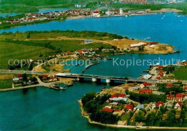 Daenemark Egernsundbroen Fliegeraufnahme Brücke