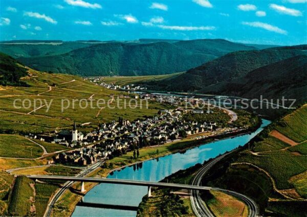 Bruttig Mosel Neue Brücke Schleuse
