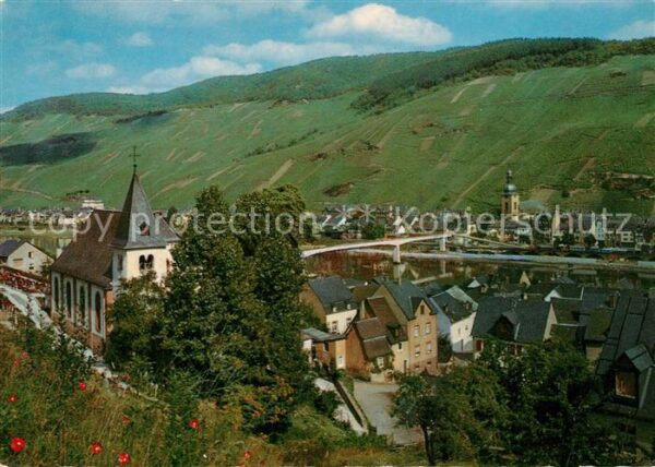 Kaimt Ortsansicht mit Kirche Blick über die M