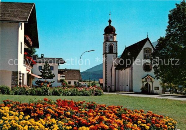Barwies Ortsmotiv mit Kirche Blumenbeet Mieming