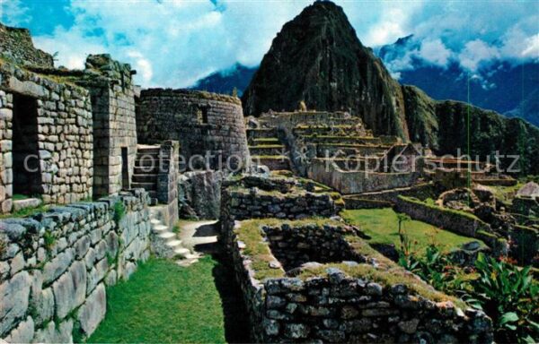 Machupicchu Huaynapicchu Mountain