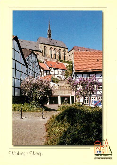 Warburg Westfalen Altstadt Fachwerkhäuser Baumblüte Kirch