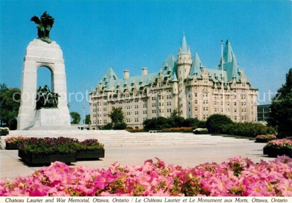 Ottawa Canada Chateau Laurier and War Memorial Schlos