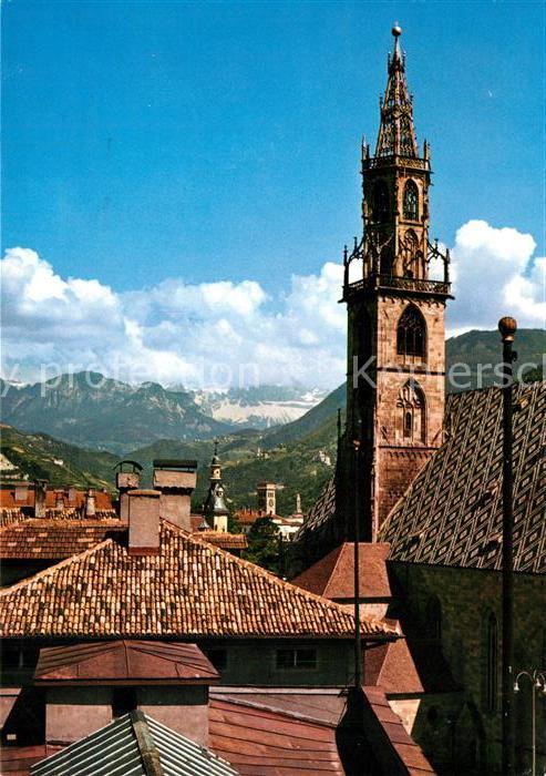 Bolzano Pfarrkirche mit Rosengarten
