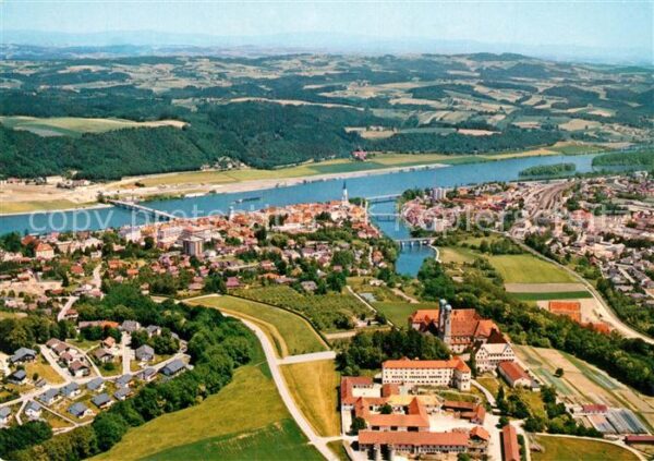 Vilshofen Donau Fliegeraufnahme mit Abtei Schweikiberg