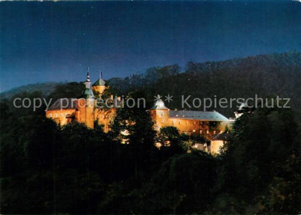 Attendorn Burg Schnellenberg beleuchtet