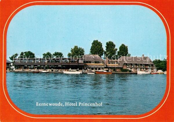 Eernewoude Hotel Princenhof Ansicht vom Wasser aus