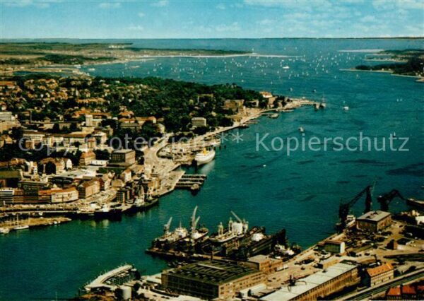 Kiel Werftanlagen Oslo Kai und Förde Flieger
