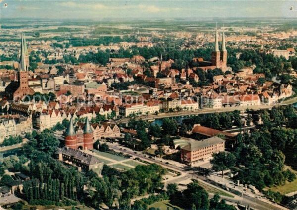 Luebeck Holstentor Altstadt Hansestadt Fliegera