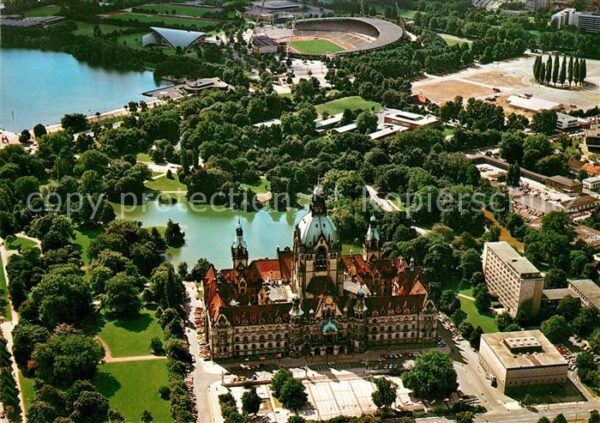 Hannover Neues Rathaus mit Sportzentrum Fliegera