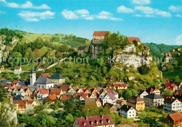 Pottenstein Oberfranken Ansicht mit 1000jähriger Burg Naturpark