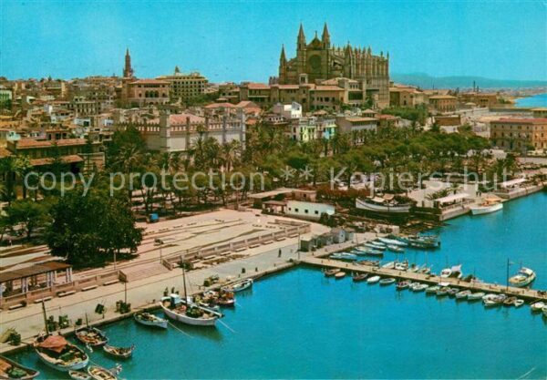 Paguera Mallorca Islas Baleares Puerto Catedrale vista aerea
