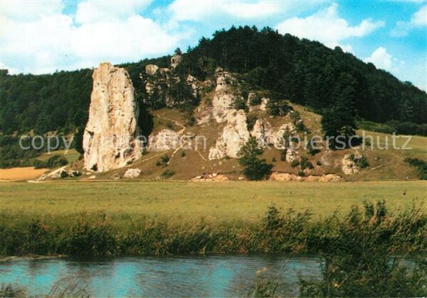 Dollnstein Landschaftspanorama Altmühltal Felsen