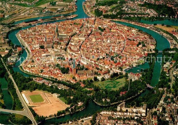 Luebeck Stadtzentrum Lübeck Fliegeraufnahme