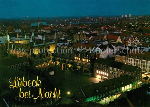 Luebeck bei Nacht Blick von St Petri Kirche übe