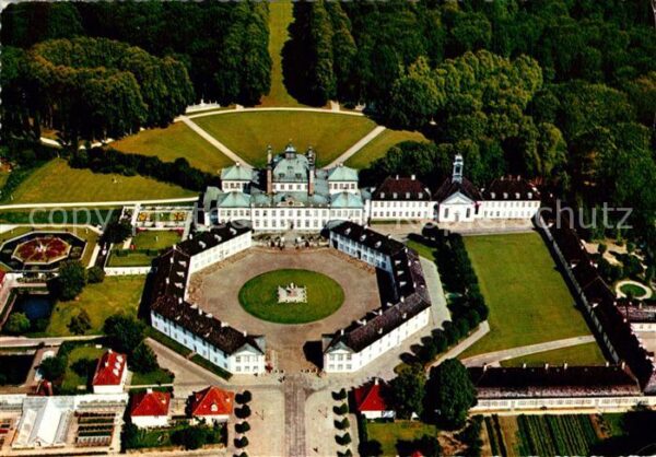 Fredensborg Fliegeraufnahme Schloss