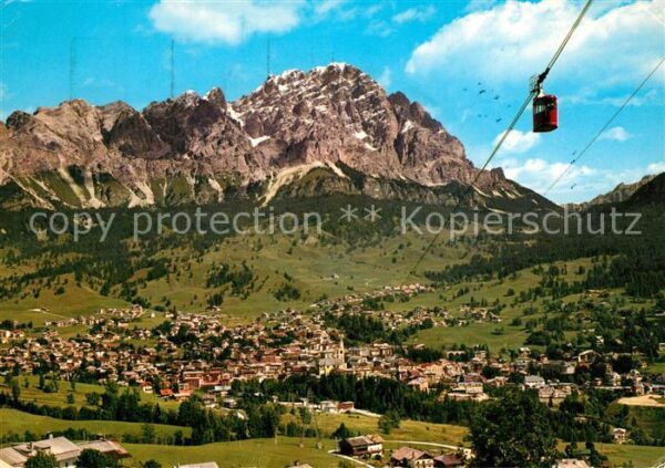 Cortina d Ampezzo mit Monte Cristallo Dolomiten Bergbahn